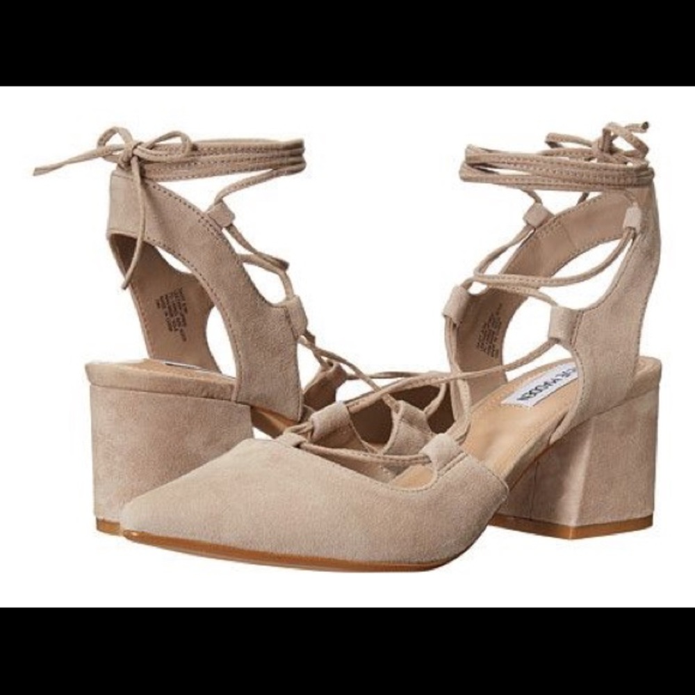 Steve Madden Davit Lace-up Pump in Taupe Suede